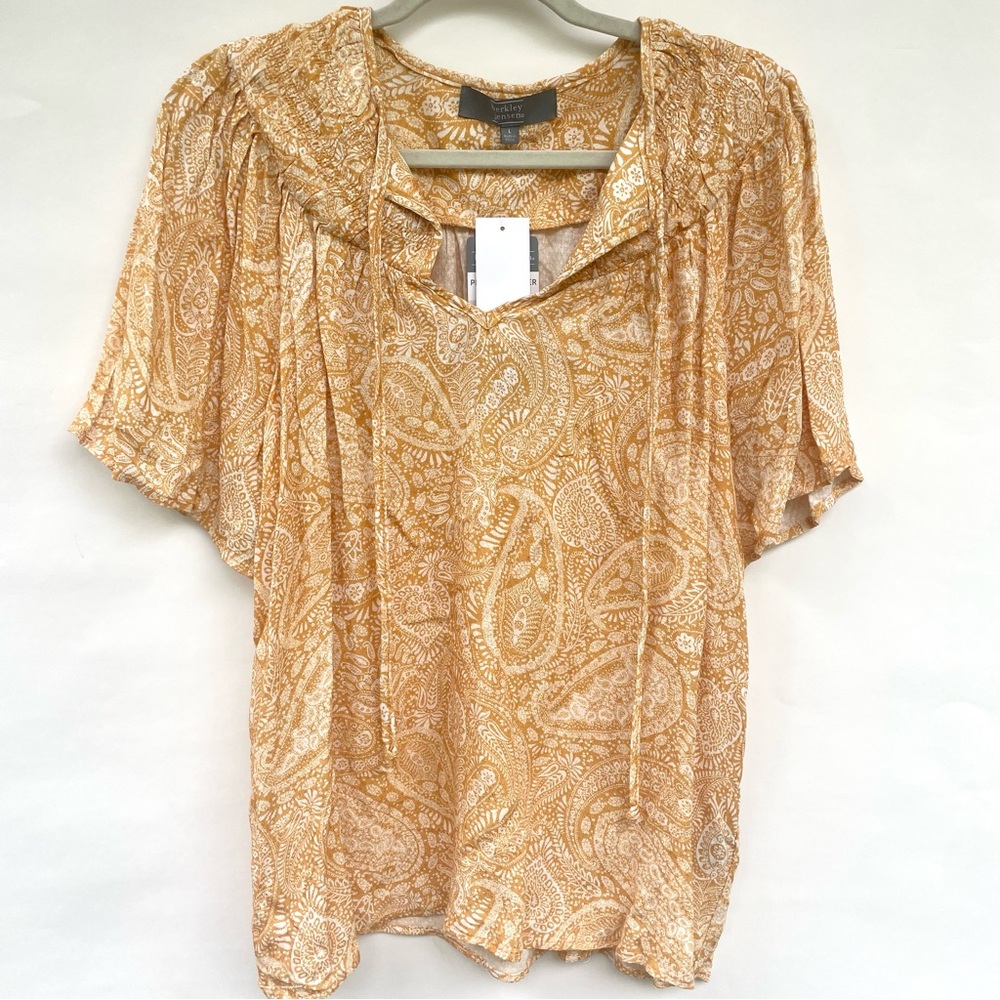 NWT Berkley Jensen Top Women's Large Yellow Paisley Flutter Sleeve Rayon Blouse